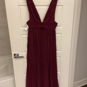 Fame & Partners Gown